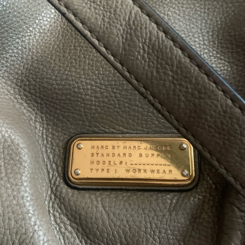 Marc Jacobs Handbag - Picture 2 of 5